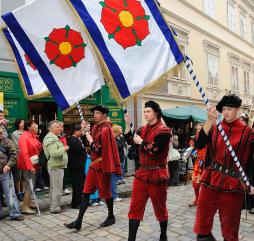 Культурная жизнь Чехии в течение года обогащается тематическими фестивалями, концертами и выставками