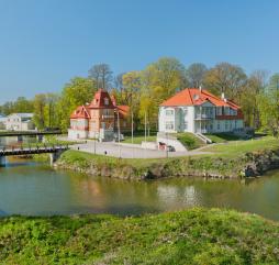 Настоящая весеннняя ''цветущая погода'' приходит в Эстонию лишь в конце апреля - в первых числах мая