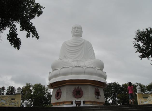 Пагода Лонг Сон в Нячанге (Long Son Pagoda) (flickr.com / gforbes)