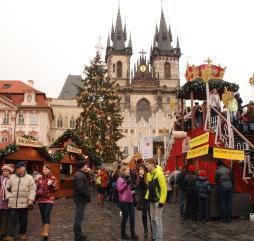 Не важно, в какое время годы Вы приехали в Прагу, в этом уникальном городе всегда что-то  проводят или празднуют